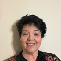 Profile Image of Anna Stephens