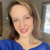 Profile Image of Janelle Pelishek