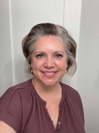 Profile Image of Jennifer Belin