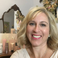 Profile Image of Heidi Lloyd