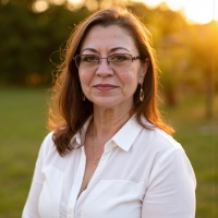 Profile Image of Amy Abraham