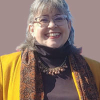 Profile Image of Julie Tumminia-Tomsuden