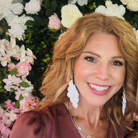 Profile Image of Julia Stern