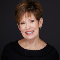 Profile Image of Vicki Hunter