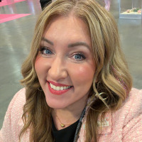 Profile Image of LeeAnn Heffelfinger