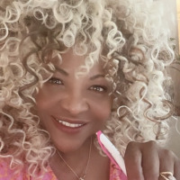 Profile Image of Gina Hendy