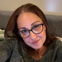 Profile Image of Anne Lange