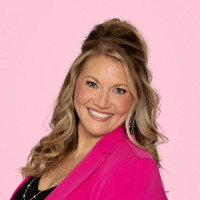 Profile Image of Geri Dennis