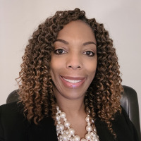 Profile Image of Lucinda Mills